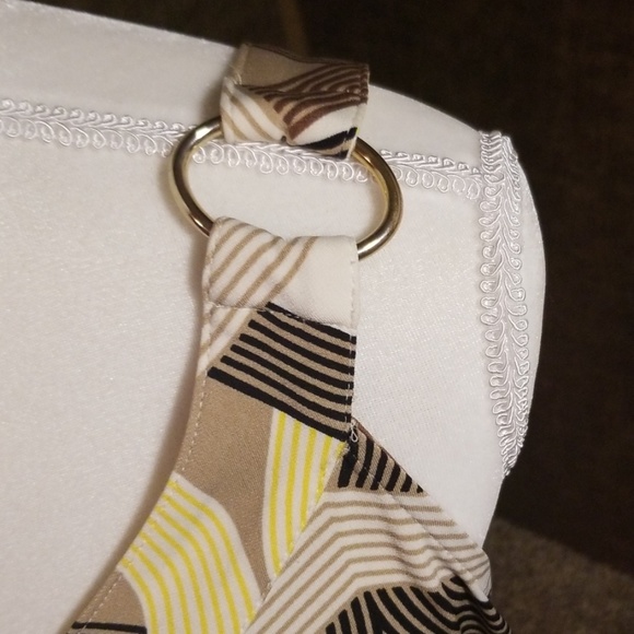 Top - Picture 2 of 2